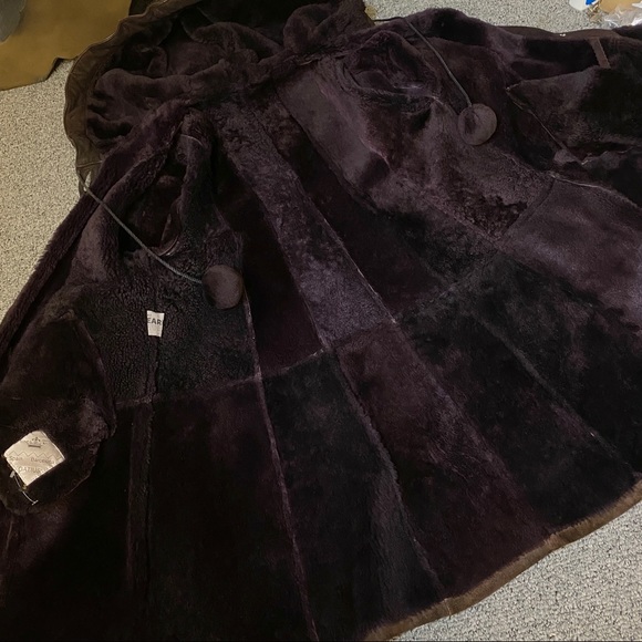 SHEARLING Hooded Winter Coat S Neiman Marcus Barcelona Spain dark rich purple - Picture 3 of 5